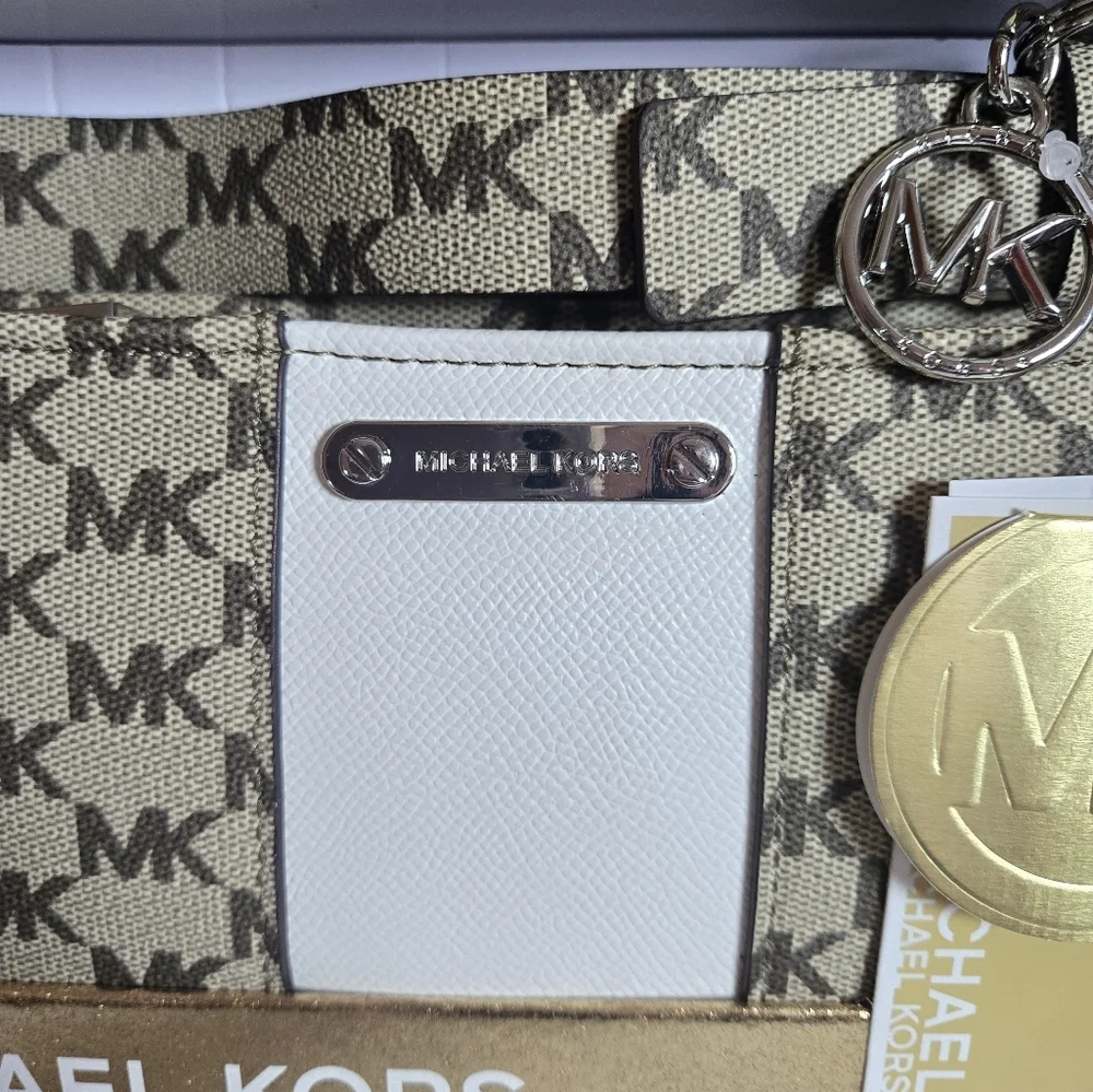 MICHAEL KORS MK Logo Adjustable Belt Bag NWT - Picture 2 of 5